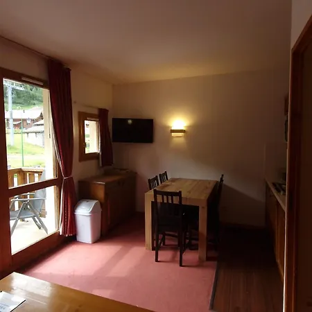 à Louer à Valfréjus, 310 Rue Du Cheval Blanc - Fr-1-561-121 Appartement